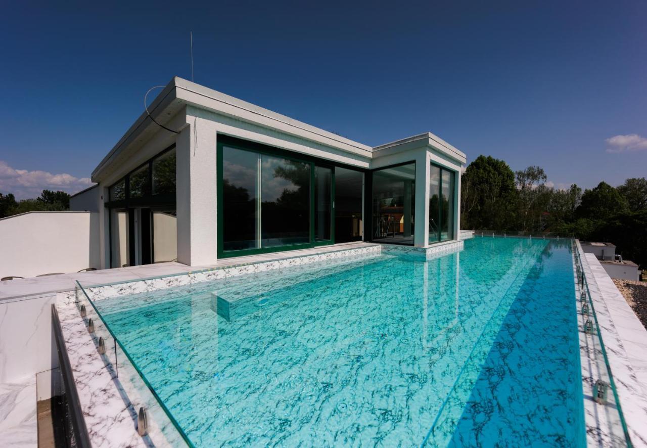 Villa Bauhaus Wellness Apartman 102 Σίοφοκ Εξωτερικό φωτογραφία